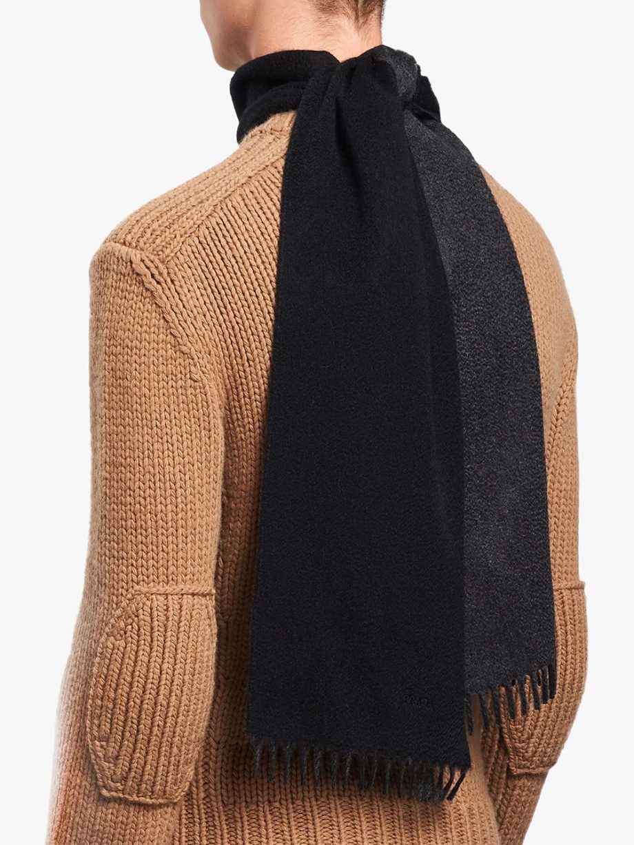 prada-scarf-6